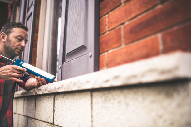 Best Specialized Insulation Services in Fontana, CA
